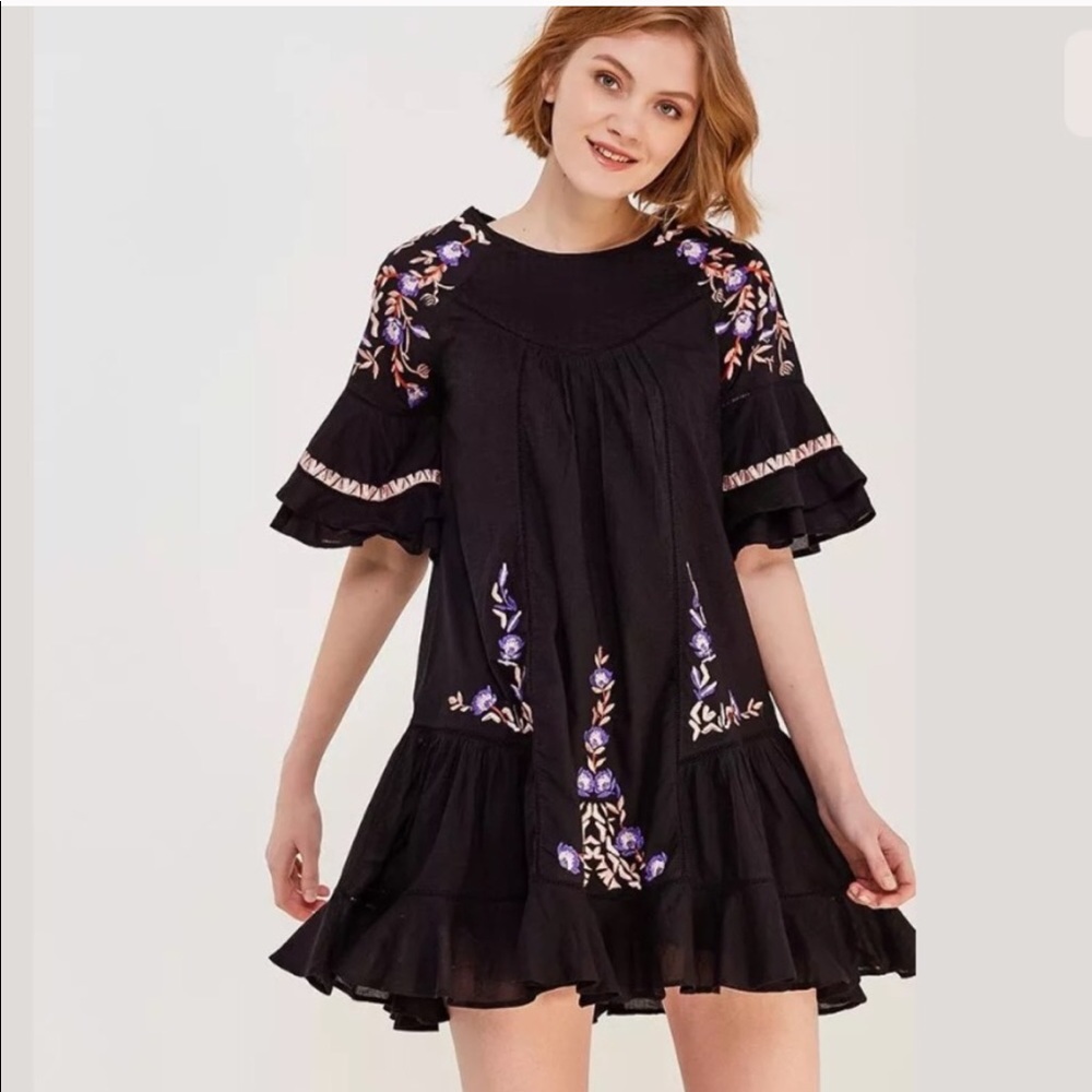 NWT FREE PEOPLE PAVLO EMBROIDERED FLORAL DRESS Whimsical Romantic Cottagecore